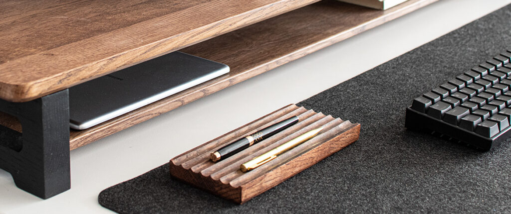Solid Oak Pen holder Walnut Finish - justwoodit